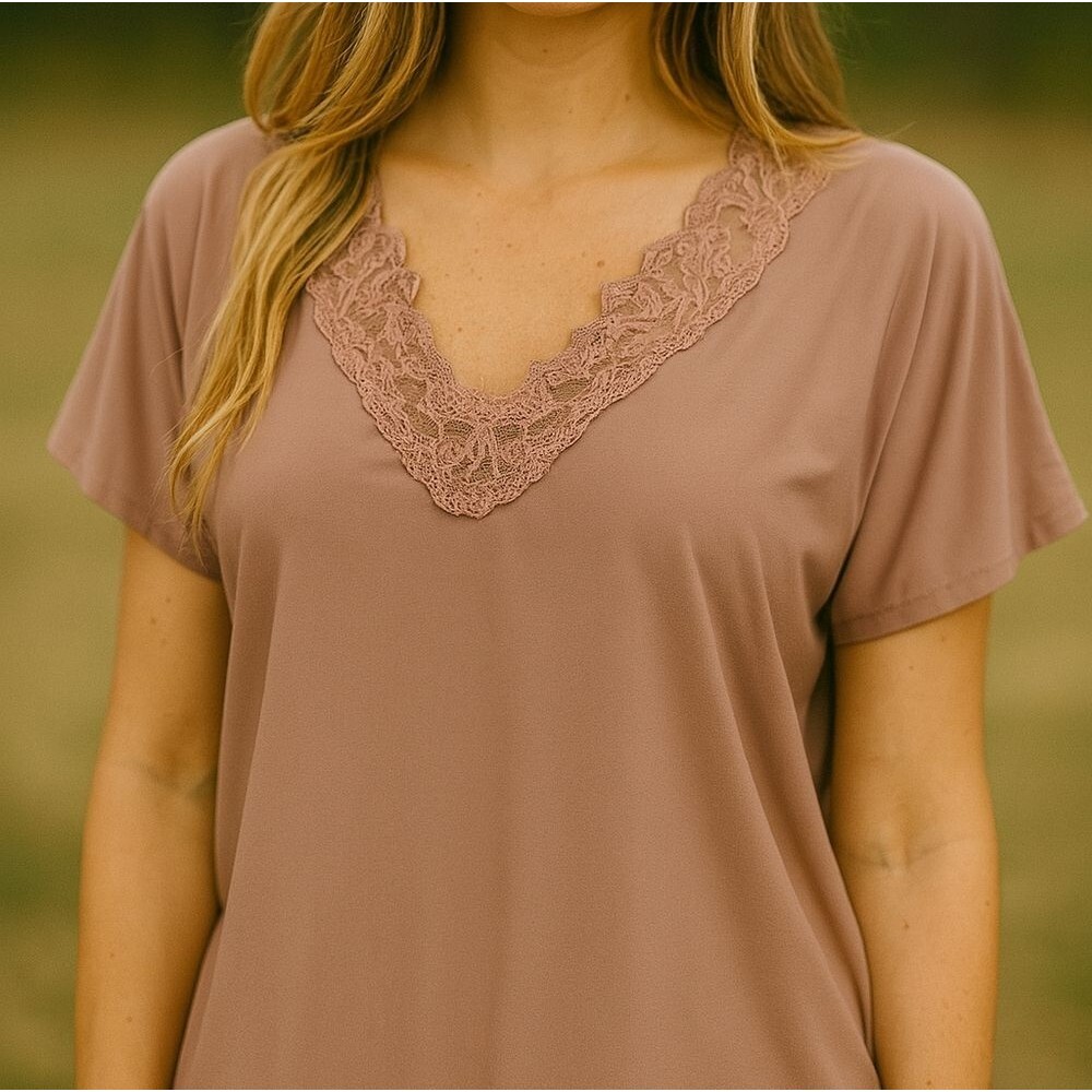 Eyelet Lace Pieced Top M Rose Vneck T-back Cottagecore Coquette Girlhood Casual